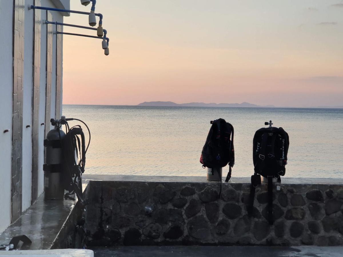 Raya Del Sol Dive Resort Мабини Екстериор снимка