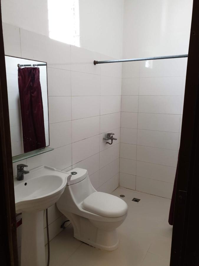 Raya Del Sol Dive Resort Мабини Екстериор снимка