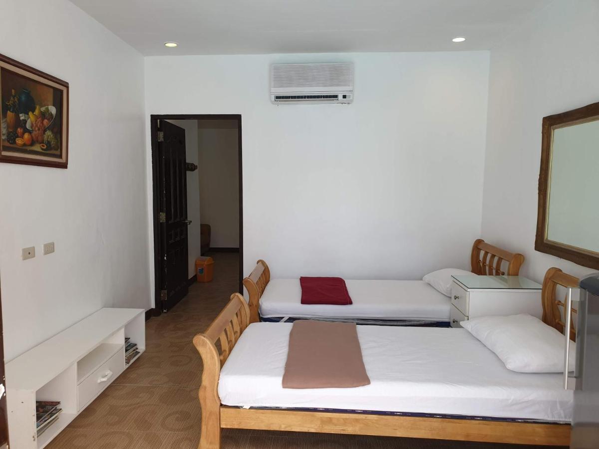 Raya Del Sol Dive Resort Мабини Екстериор снимка