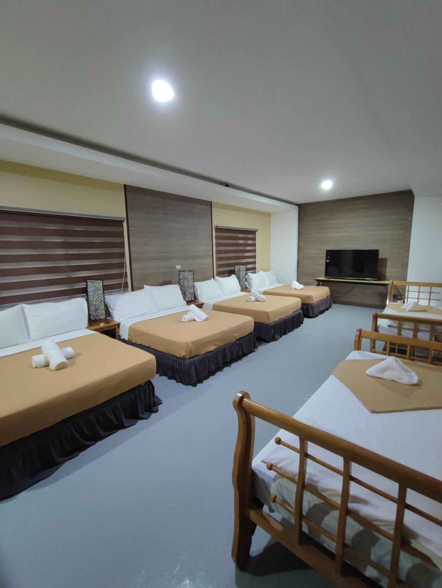 Raya Del Sol Dive Resort Мабини Екстериор снимка